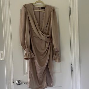 Lavish Alice Silk Dress Size 6